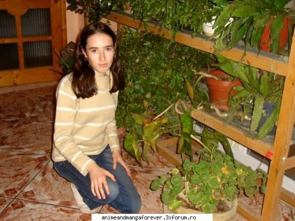 faceti infart... uitat mentionez sunt prietena, caci vremea aia, (cand aveam ani) avut fac poze, mai