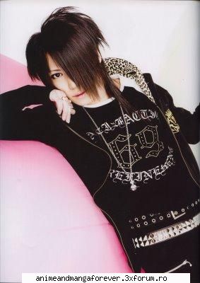 galleries kanon position: bassist real name: shinya july 1984hobby: shopping and mother, father,