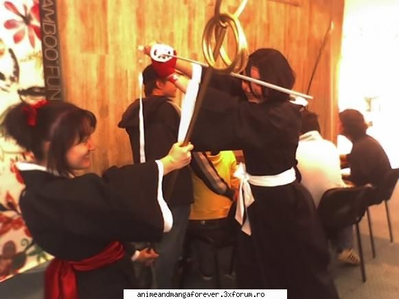 nijikon pic 3.acelasi cosplay