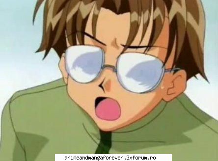 am uitat sa mentionez ca la inceput poarta ochelari ( :finger: ) dar fetele, il fac sa se scchibe,